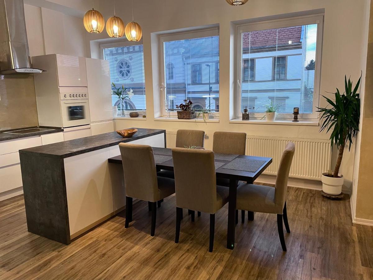 Apartman Az Pro 8 Osob Humpolec Bagian luar foto